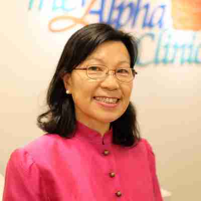 Dr. Wong Oi Ling – Marriage and Family Therapist - The Alpha Clinic